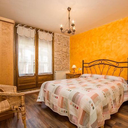 Casa Ana Apartman Beceite Szoba fotó